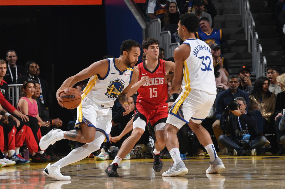 而他坚定地 而他坚定地