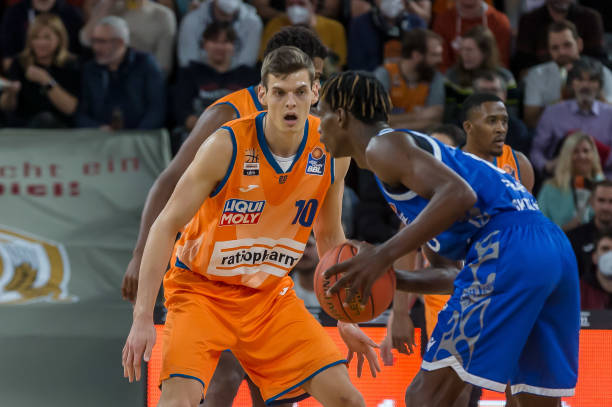 0岁的新星 0岁的新星