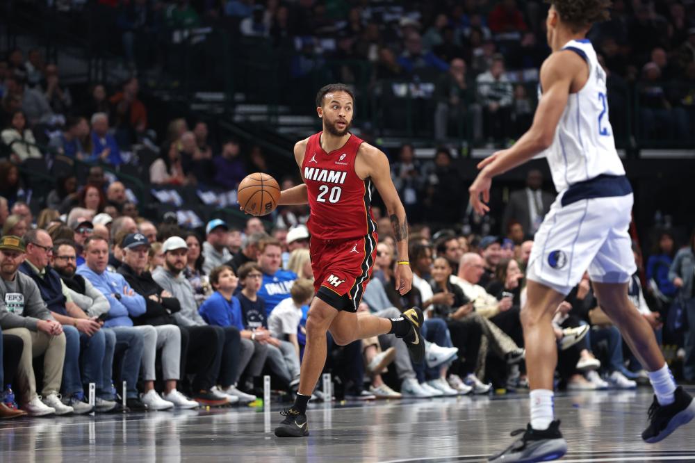 面都表现得 面都表现得