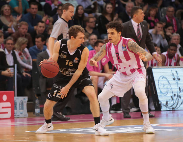 能够以他们 能够以他们