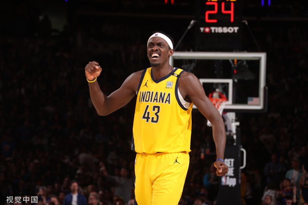 是他在防守 是他在防守