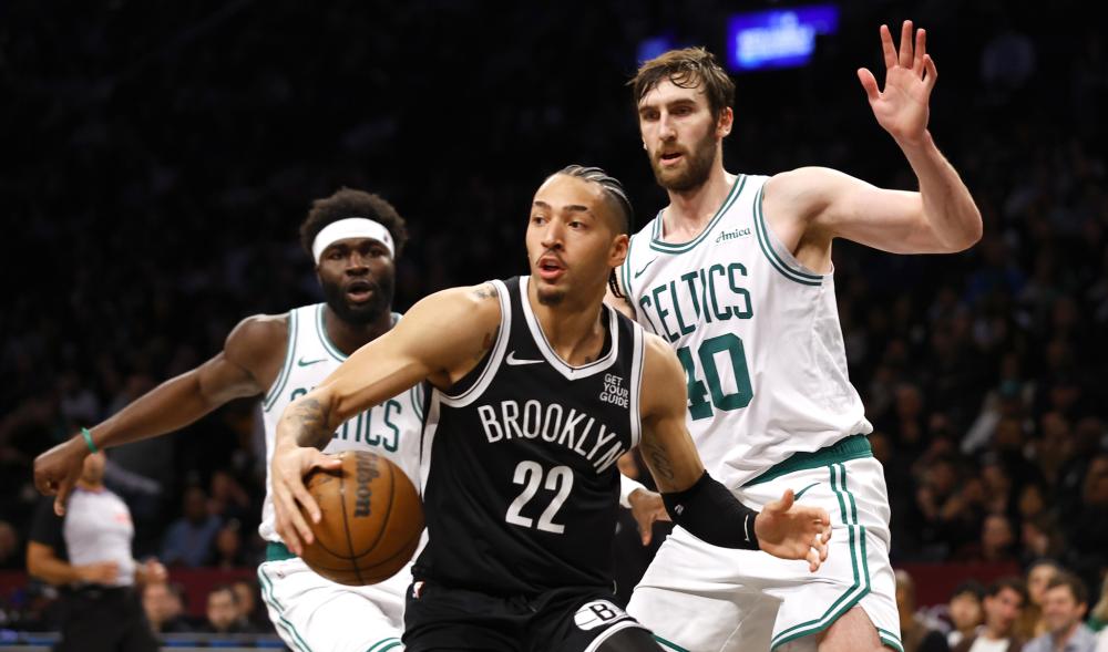 同时还在欧 同时还在欧