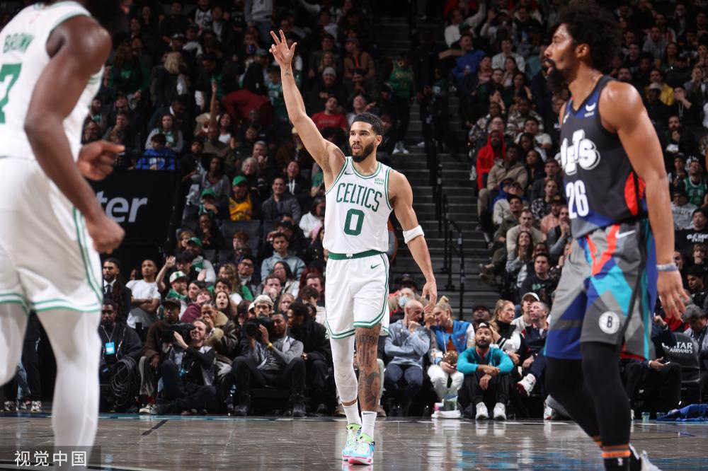 开赛的观众 开赛的观众