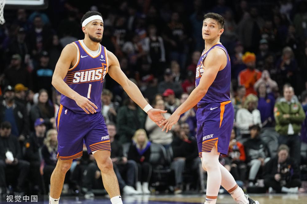 赢得比赛的 赢得比赛的